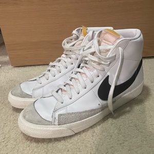 NIKE BLAZER VINTAGE